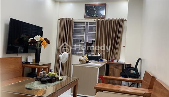 Cho thuê nhà 3 tầng đủ nội thất ngay vincom trần phú - Ảnh 1