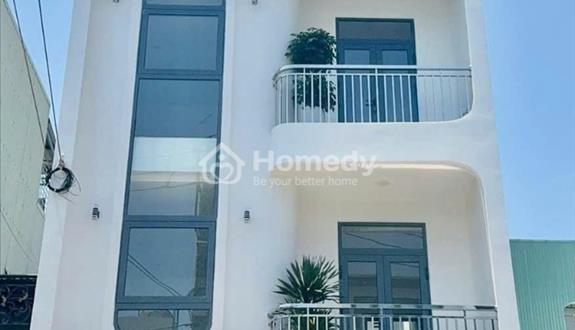 Chủ nhà không gồng nổi lãi ngân hàng - Ảnh 1