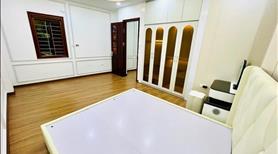 Nhà cần bán khu vực ngõ 720 đê la thành - Ảnh 6