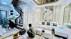 Nhà cần bán khu vực ngõ 720 đê la thành - Ảnh 2