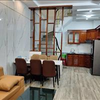 1Nhà 5tầng gần phố Ái Mộ - họ thông ô tô - Full nội thất -gần trường quốc tế WELLSPRING - tiện ích