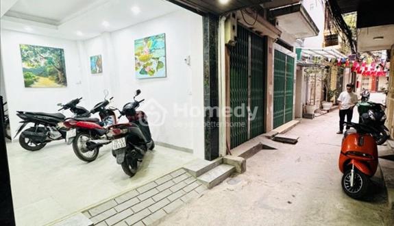 Nhà đẹp cần bán .ngõ Văn Hương . - Ảnh 1