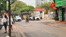 Bán nhà mp trung kính cầu giấy - siêu rẻ - 50m x4t giá 16 tỷ rẻ hơn ngõ, QH ổn định vỉa hè rộng. - Ảnh 2