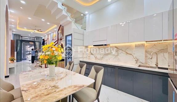 Kẹt nợ bán nhà hẻm 5m, gần ĐH Công Nghiệp. Giá 2,65 tỷ Nguyễn Văn Bảo, Phường 4, Gò Vấp - Ảnh 1