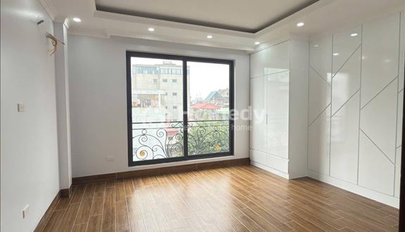 Nhà đẹp  Phố Cầu Giấy mặt tiền nhỉnh 4 M, 6 Tầng đủ công năng tiện ích - Ảnh 1