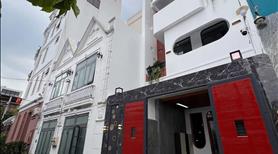 Chỉ 2,32tỷ sở hữu ngay căn nhà 3 tầngcực đẹp, cực hiếm tại đường Lê Thận, P. Phú Thạnh, Q. Tân Phú! - Ảnh 2