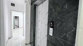 Cần bán gấp nhà đẹp phân lô Lạc Long Quân 47m2, 6T, ô tô đỗ cửa, thang máy ở ngay - Ảnh 2