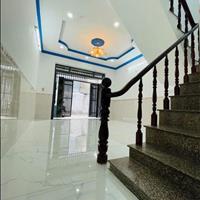 Bán nhà gần chợ Hưng Long sầm uất 62 m2, chưa đến 1 tỷ 4, sổ hồng riêng