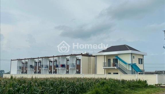Bán đất đường Cách Mạng Tháng 8 thị trấn Đất Đỏ. 180m2 giá chỉ 1,1 tỷ. - Ảnh 1