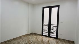 Siêu phẩm Chùa Láng- sân để xe riêng-công năng đầy đủ- thoáng trước sau-vị trí thuận lợi-đi lại lại - Ảnh 8