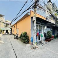 Bán Nhà 3 Mặt Tiền, đường chiến lược, 4x16M, Hẻm 6M-5M-5M thông tứ tung.