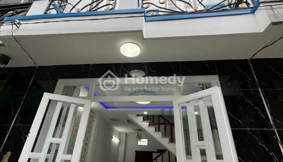 Nhà ngộp bán gấp căn nhà 4×10. Giá 680 triệu ( như hình) - Ảnh 1