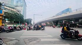 Bán nhà phố Đại Cồ Việt, 100m2, chỉ 40 tỷ trung tâm - mặt phố lớn, vỉa hè rộng, kinh doanh vip - Ảnh 2