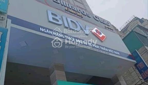 Bán nhà mặt phố Minh Khai, 200m2 giá chỉ 52 tỷ, vỉa hè đá bóng, kinh doanh bất chấp, giá đầu tư - Ảnh 1