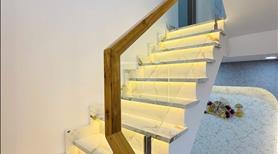 Chủ kẹt ngân hàng – Bán gấp nhà 3 tầng Huỳnh Văn Bánh, Phú Nhuận, chỉ 2.8 tỷ! - Ảnh 7