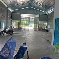 Chính chủ kẹt tiền cần bán nhà và đất DT 500m² đã trừ lộ giới xây dựng LH 0937004026