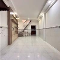 Chạy nợ bán gấp nhà đ. Trần Bình Trọng , quận Bình Thạnh ,dt 54m2- giá 900tr,có sổ, lh 0774722132