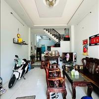 Kẹt nợ bán gấp nhà trả nợ - dt 55m2 Nguyễn Văn Tạo - Nhà Bè-giá 725tr-gần chợ Bà Chồi