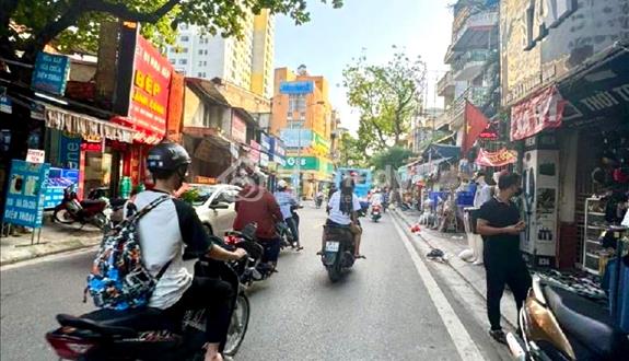 Bán nhà mặt phố Trương Định, 1 mặt ngõ, xây tòa VP vị trị cực đẹp, 180m, 5 tầng, MT 6m, giá đầu tư  - Ảnh 1
