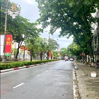 Bán mặt phố Nguyễn Bặc, Tứ Hiệp, đường đôi, hồ điều hòa thoáng mát, 118m, 3T, MT 5.5m, giá đầu tư 