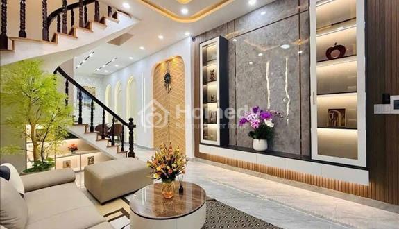 Bán nhà ngay TT Bình Thạnh - Đường Tăng Bạt Hổ, DT 45m2, Giá chỉ 2tỷ250, nhà đang cho thuê 11tr/th - Ảnh 1