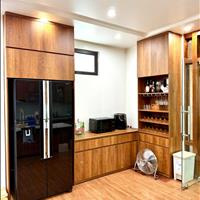 Bán nhà lô góc thang máy khu vực dân trí cao đông quan