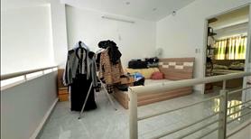 Bán nhà gần trục đường lớn QL13, Hẻm thông xe hơi tới nhà, 4x15, Giảm chỉ còn 5tỷ4 - Ảnh 2