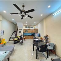Chính chủ bán gấp, Đường Láng, Đống Đa 43m x5Tầng, MT 5m, 10,9 tỷ.