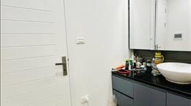 🔥Nhà đẹp Cầu Giấy - tiện ích đủ đường, mặt tiền 5.6m, siêu rộng - Ảnh 9