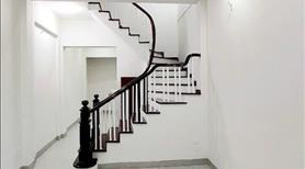 Bán nhà 5 tầng 44m2 vị trí đẹp khu trung tâm Quan Hoa sau Đại học Thủ Đô, khu nhiều tiện ích - Ảnh 3