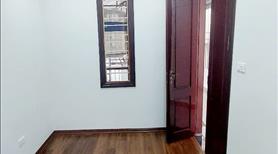 Bán nhà 5 tầng 44m2 vị trí đẹp khu trung tâm Quan Hoa sau Đại học Thủ Đô, khu nhiều tiện ích - Ảnh 9