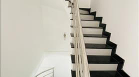 Bán Gấp Nhà 3 tầng 48m2 ,4PN HXH đ.Nguyễn Quý Yêm ,Bình Tân, giáp khu Tên Lửa, Giá nhỉnh 5 tỷ - Ảnh 2