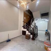 Chủ Không Ở Hết Lên Bán Nhà Phố Nguyễn Ngọc Vũ-40m x 5T- giao thông thuận tiện-tiện ích bất ngờ