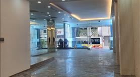 Mặt bằng kinh doanh phố Bà Triệu quận hai Bà Trưng, 120 m2 giá 82 triệu - Ảnh 3