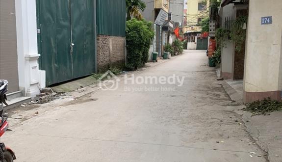 Bán nhà Lĩnh Nam 30m²,5tầng, 4,7 tỷ ,sổ đỏ vuông chính chủ,ko qh,ko lỗi lầm, xây phân lô mới tinh. - Ảnh 1