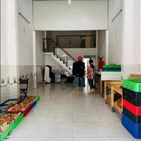 Cần bán nhà mặt tiền Chợ Bình Chánh kinh doanh được