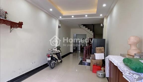 Sang nước ngoài định cư bán gấp Nhà phố Chùa Láng 54M x 5 Tầng, 12,5 tỷ. Lh: 0845369333 - Ảnh 1