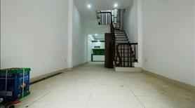 Bán gấp nhà 35m2, 4 tầng Ngọc Hồi, ngõ ô tô giá chỉ 5,65 tỷ - Ảnh 3