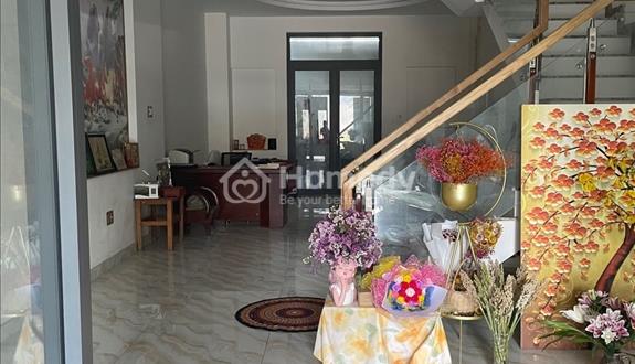 BÁN NHÀ 8.8 tỷ diện tích 90m2, 1 trệt 3 lâug. Chíh chủ - Ảnh 1