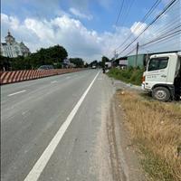 Đất mặt tiền kinh doanh DT 747 làm cây xăng  