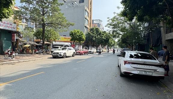 Mặt phố Trạm - 60m² – 4 Tầng – 5 Phòng Ngủ – Ô Tô Tránh – Kinh Doanh – Dân Trí Cao - Ảnh 1