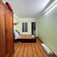 Bán nhà riêng tại Đường Ngô Xuân Quảng, Gia Lâm, Hà Nội diện tích 32m2 giá 5.3 Tỷ