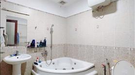 Nhà Q10 đường 3/2 , 100m2 giá 32 tỷ 6PN 7 WC , nhà rất đẹp , mát , phong thủy - Ảnh 12