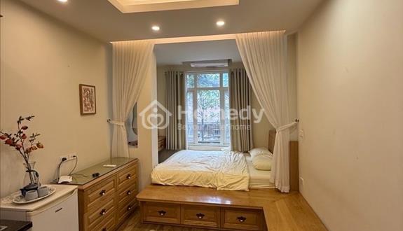 Nhà mặt phố Đặng Trần Côn -Quốc Tử Giám - Đống Đa -Dt 19m2-5T- lô góc-KD-giá chỉ 10.3 TỶ - Ảnh 1