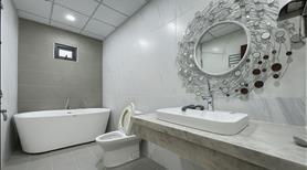 Cho thuê căn hộ cao cấp full nội thất chưa bóc seal - máy giặt riêng ngay ngã tư Bảy Hiền - Ảnh 2