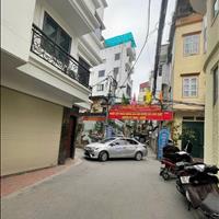 Chính chủ bán Nhà Cầu Giấy, mặt tiền Gần 4 m, ô tô đỗ cổng, giá nhỉnh 8 tỷ