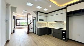 Nhà 4 tầng Ngọc Hồi, 40m2, giá 7.6 tỷ, ô tô, gần hồ Linh Đàm - Ảnh 2