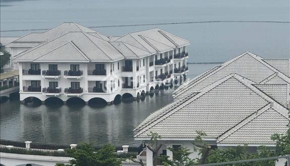 Phố Từ Hoa - View Hồ Tây. Căn hộ cho thuê - 7 tầng Thang Máy. Ngõ thông 2 bên đều là Hồ. DT 112m2 . - Ảnh 1