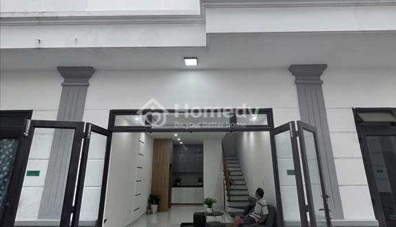 Bán Nhà Mặt Tiền Hóc Môn giá 275 Triệu 4x10 thổ cư 100% cuối Phan Văn Hớn - Ảnh 1