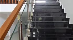 Nhà 4 tầng 4mê chính chủ cần bán - Ảnh 3